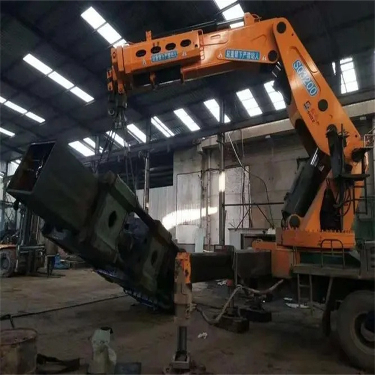 昌乐200吨折臂吊出租