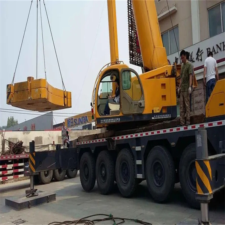 昌乐当地吊车出租|机器吊装|75吨|工厂搬迁服务