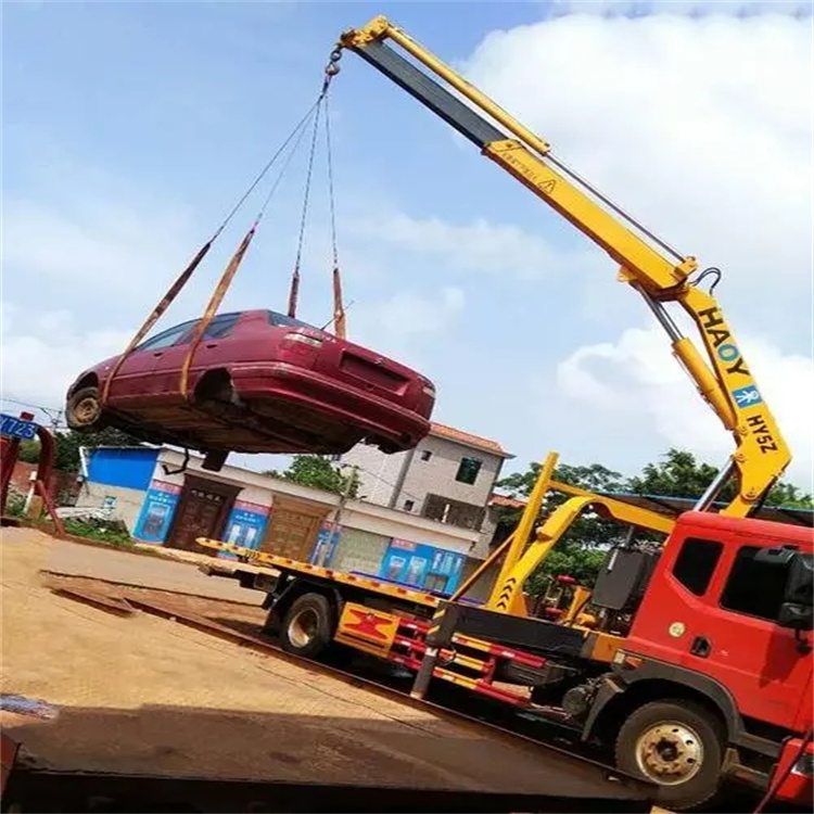 昌乐吊车吊汽车的正确方法